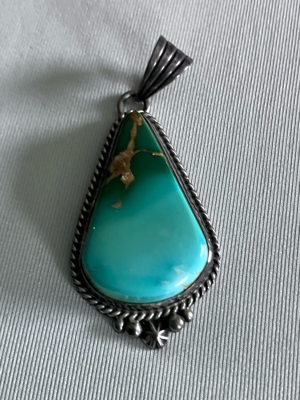 Navajo sterling silver pendant